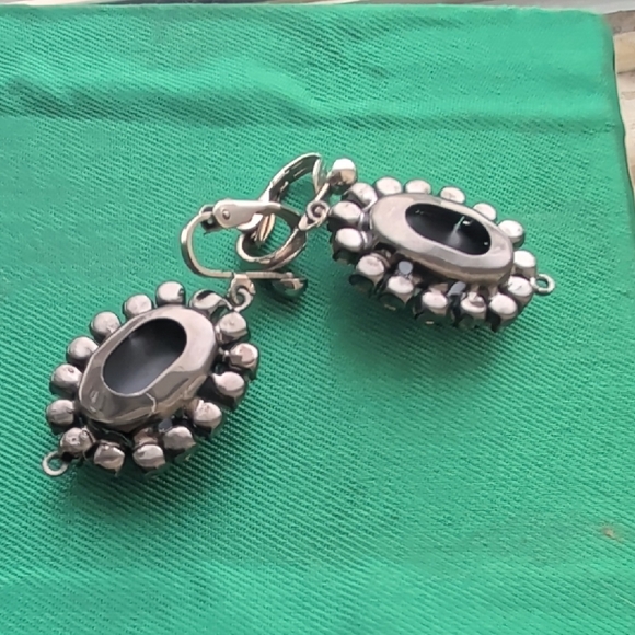 Elegant Silver Crystal Clip On Earrings - Picture 3 of 3